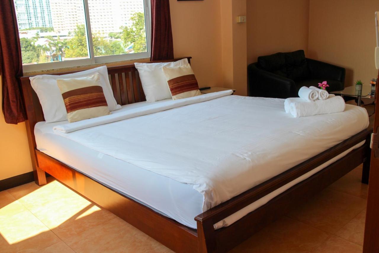 Spa pensión Jomtien Exterior foto