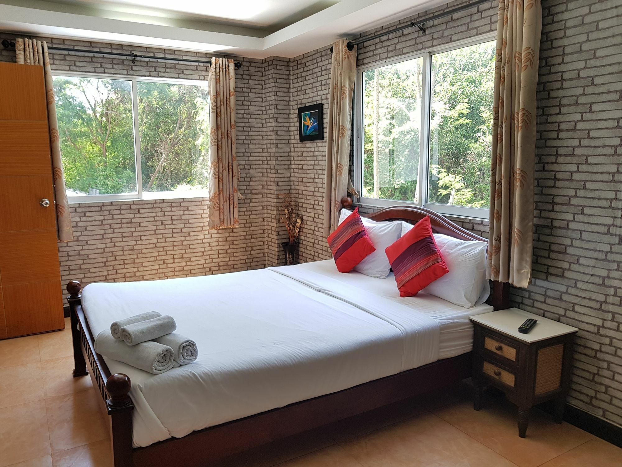Spa pensión Jomtien Exterior foto