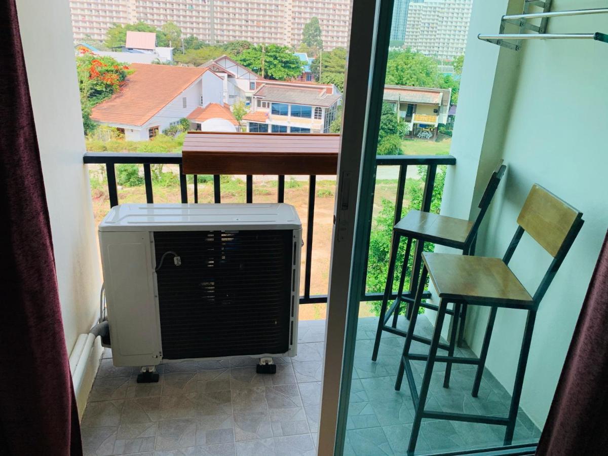 Spa pensión Jomtien Exterior foto